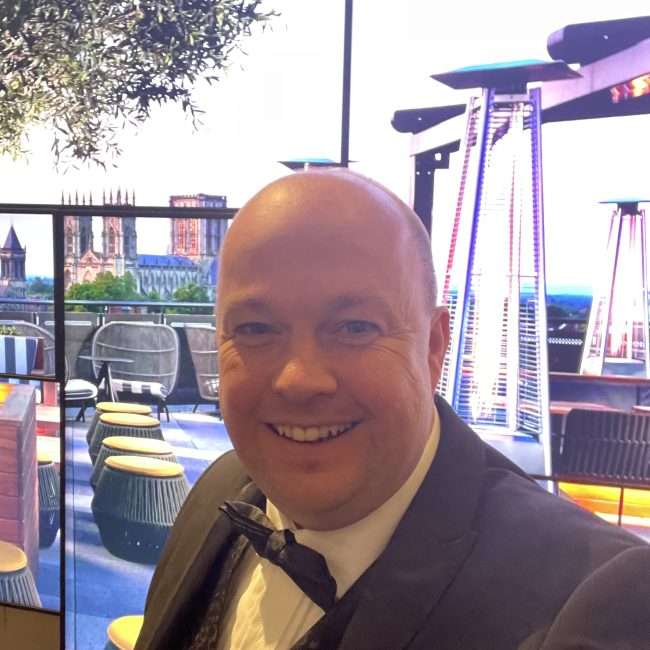 Wedding DJ Yorkshire Wedding DJ Yorkshire - Amazing Reviews & Award Winning