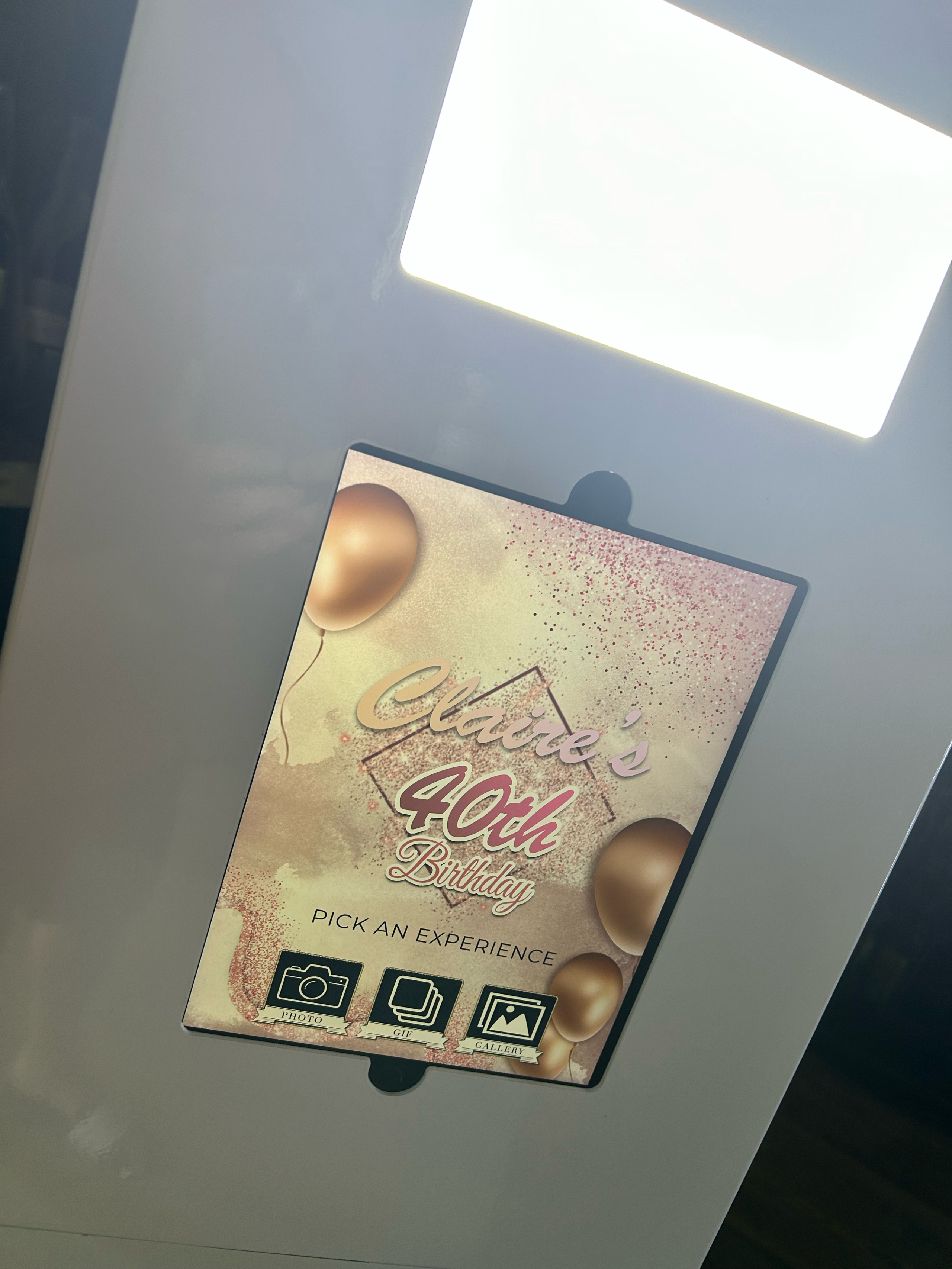 Digital Selfie Pod - Selfie Star Photo Booths
