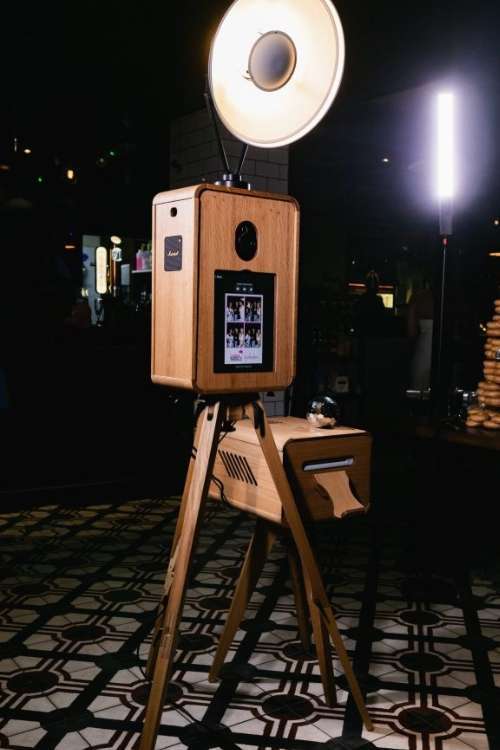 Vintage Photo Booth Leeds | Photo Booth Hire West Yorkshire